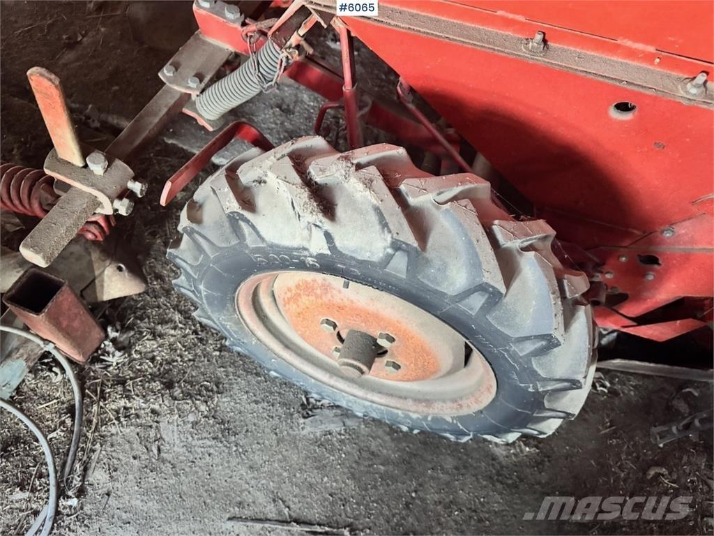 Underhaug 1400 مثاقيب