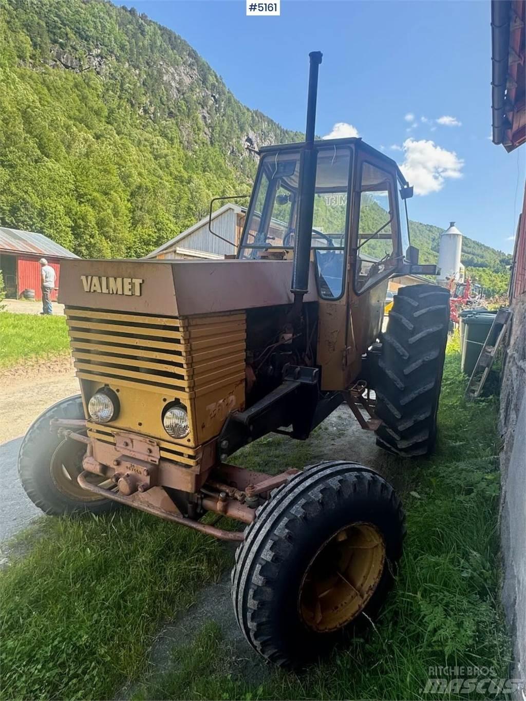 Valmet 702 الجرارات