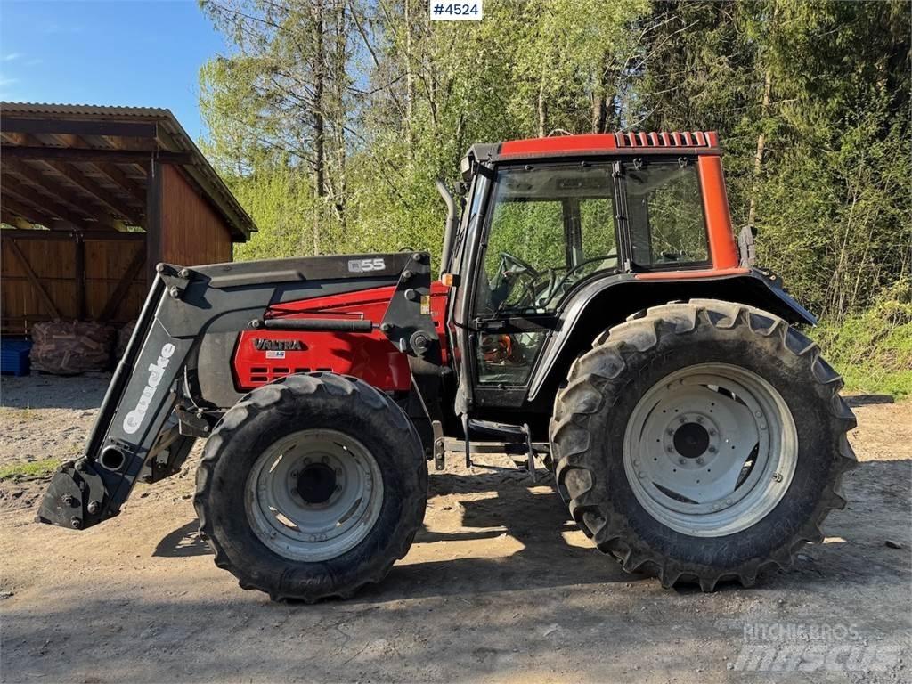 Valtra 6850 الجرارات