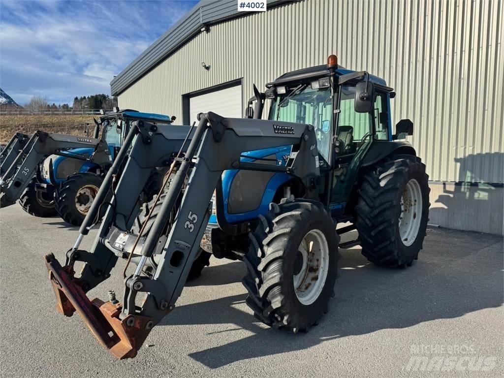Valtra A95-4 الجرارات