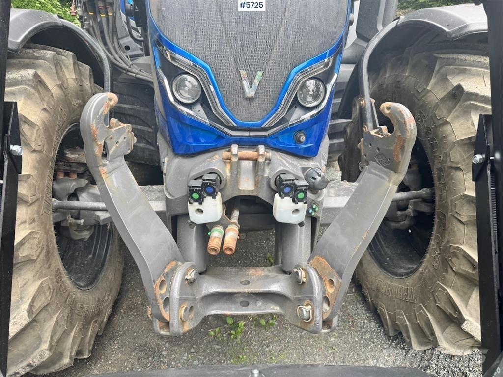 Valtra N175 الجرارات