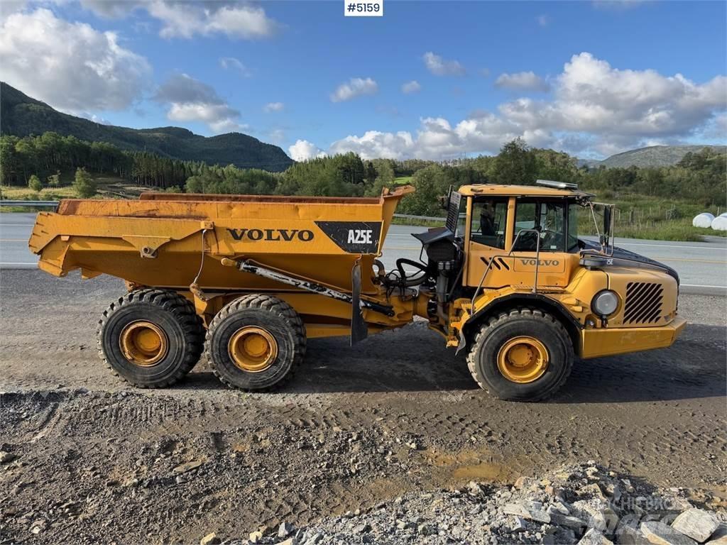 Volvo A25E 6x6 عربات نقل قلابة للمواقع