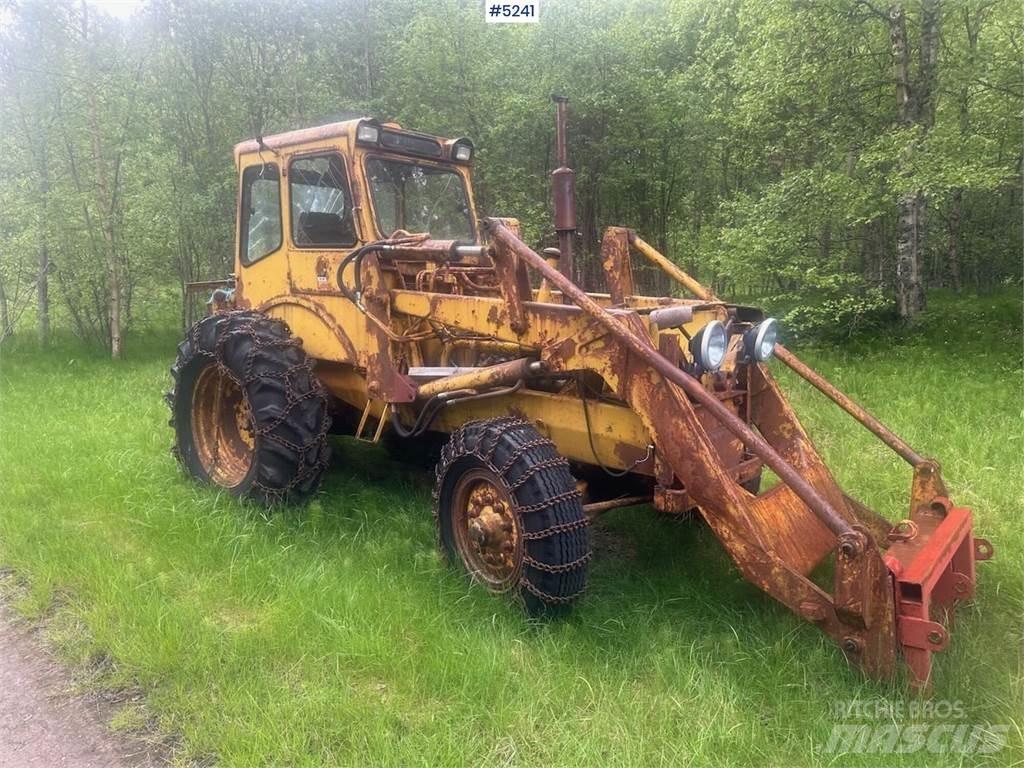 Volvo BM 612 الجرارات
