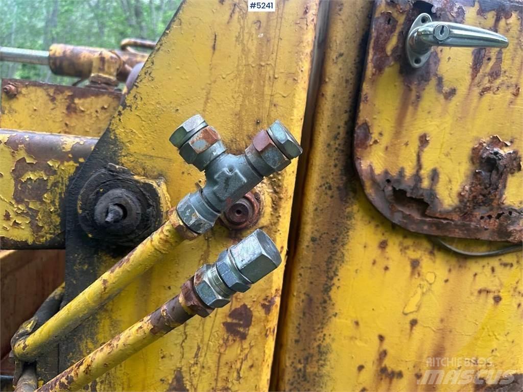 Volvo BM 612 الجرارات