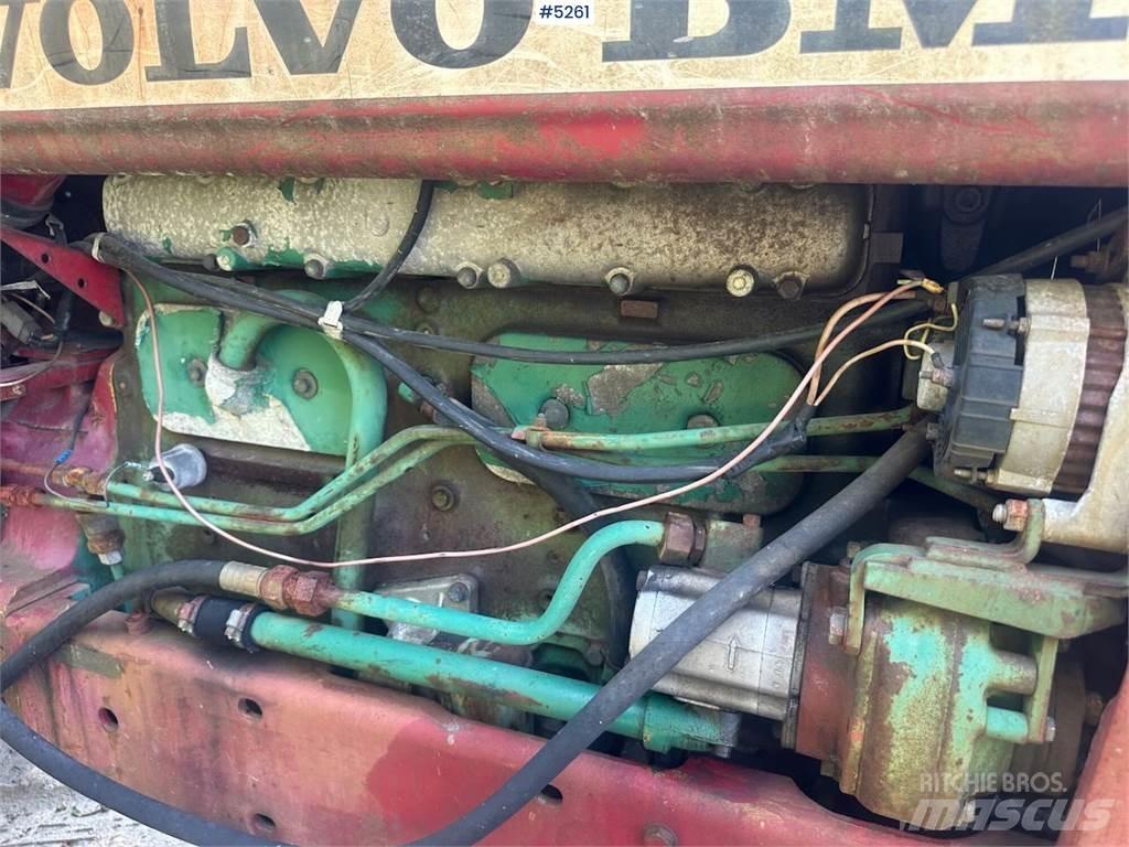 Volvo BM 800 الجرارات
