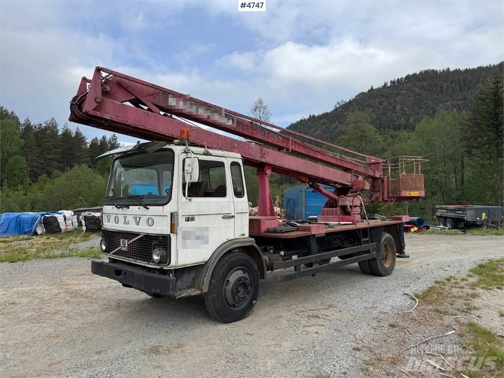 Volvo F 613 المنصات الهوائية المثبتة على شاحنة