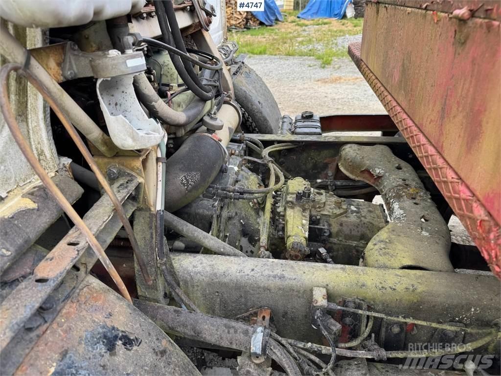 Volvo F 613 المنصات الهوائية المثبتة على شاحنة