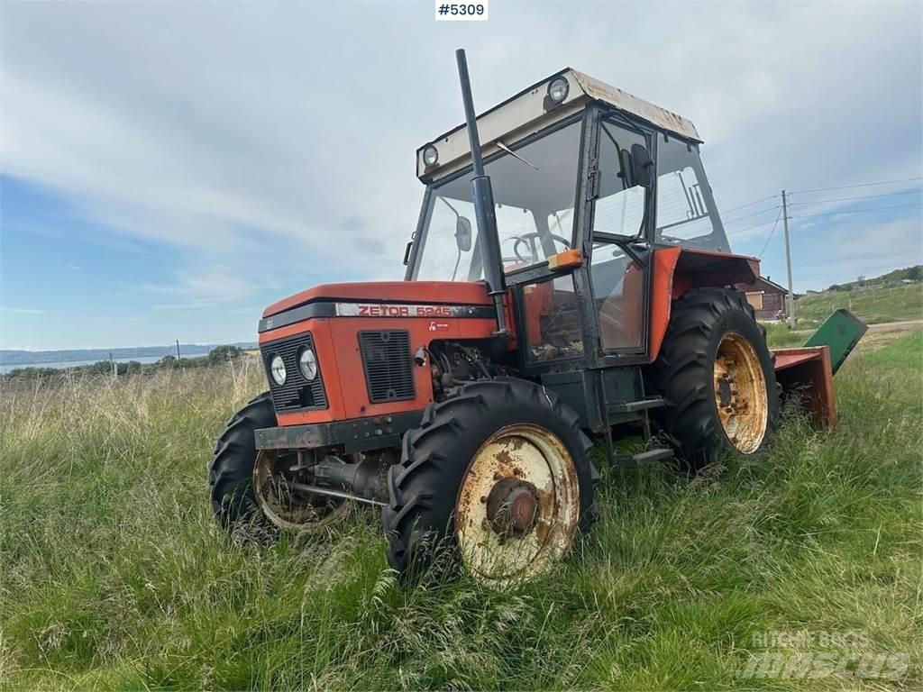 Zetor 5245 الجرارات