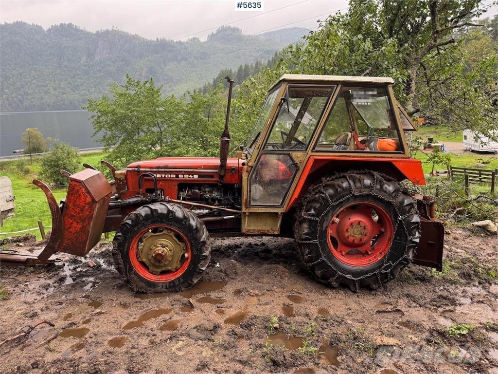 Zetor 5945 الجرارات