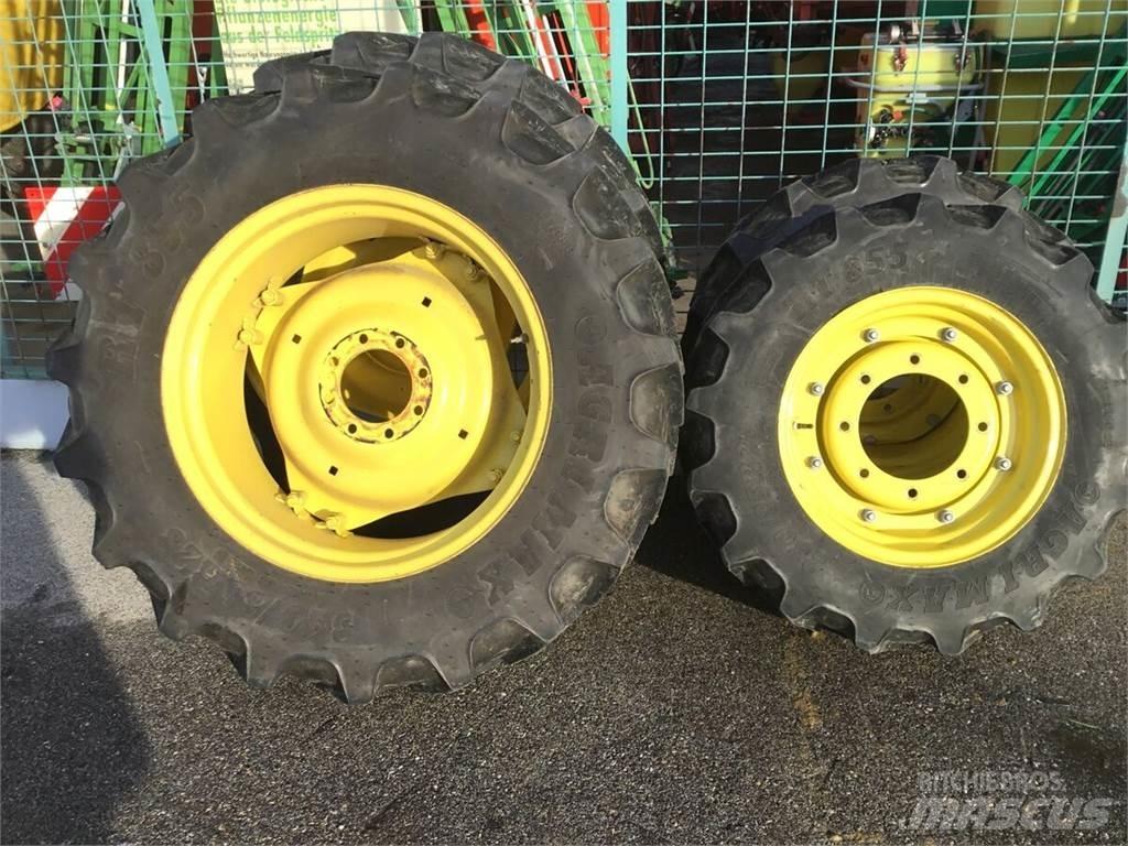 280/85R20 - 340/85R28 الإطارات والعجلات والحافات