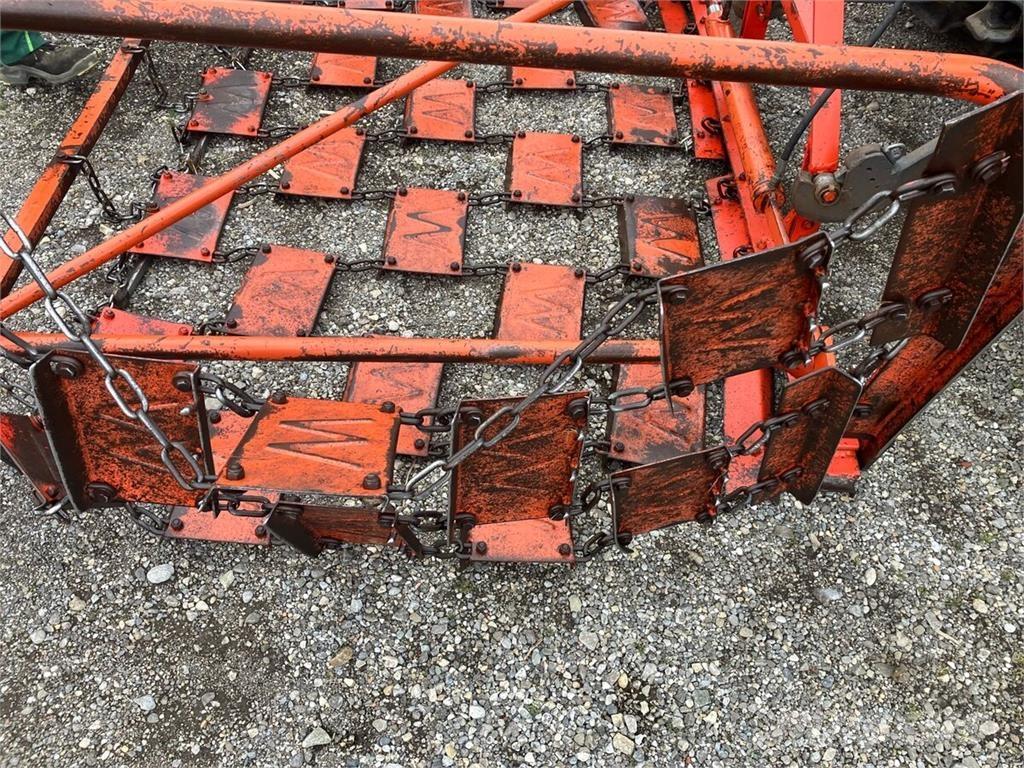  4m ماكينات وملحقات زراعة أخرى