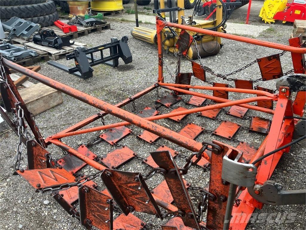  4m ماكينات وملحقات زراعة أخرى