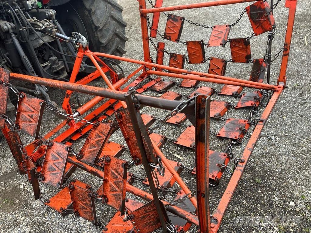  4m ماكينات وملحقات زراعة أخرى