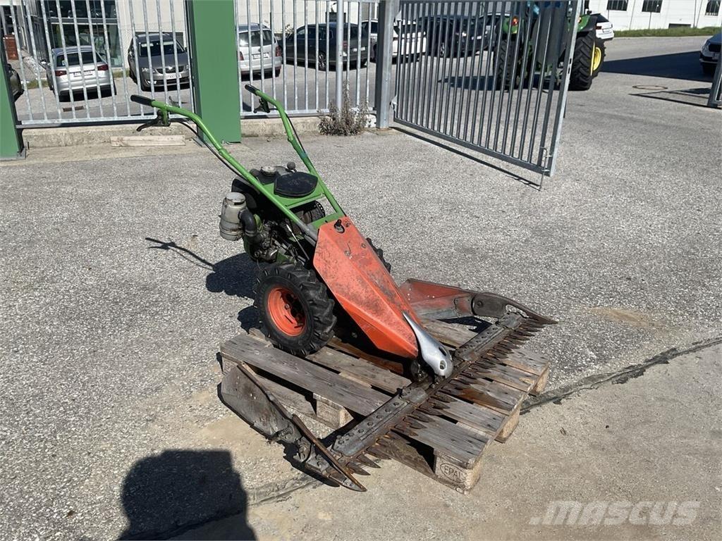 Agria 5400 ركوب الحشائش