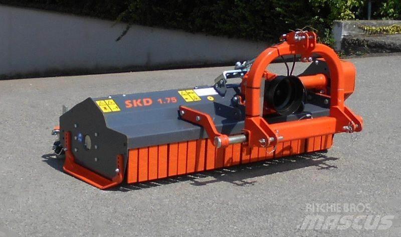 Agrimaster SKD 1750 جزازات وأغطية المراعي