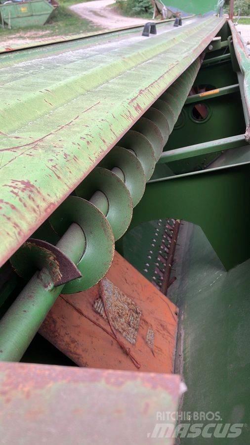 Amazone AD 452 مثاقيب