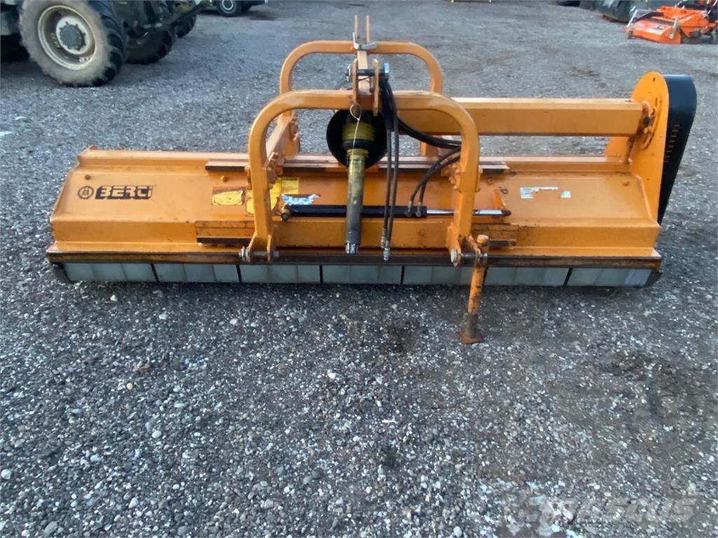 Berti Dual 285 جزازات وأغطية المراعي