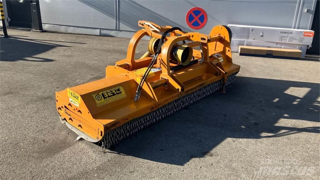 Berti EKR/S 285 جزازات وأغطية المراعي