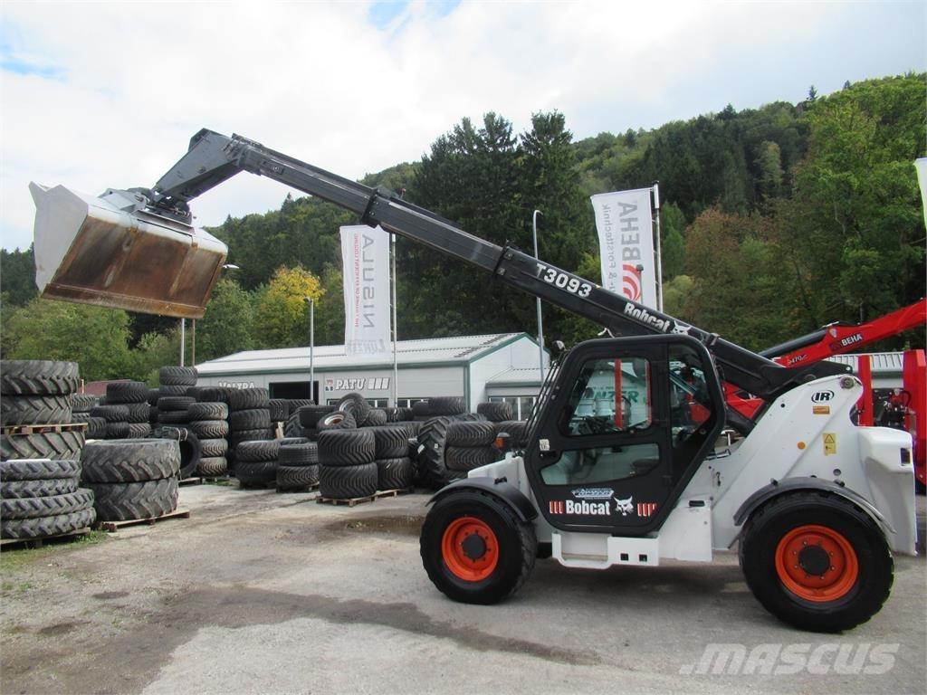 Bobcat 3093 لوادر وحفارات أمامية