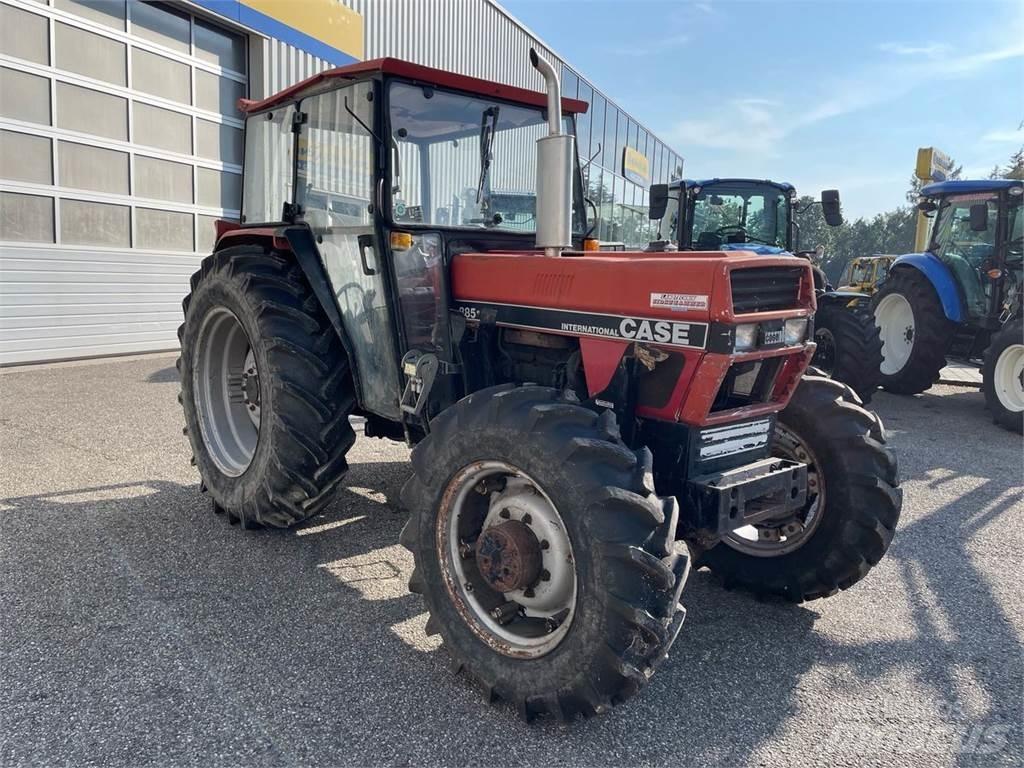 Case IH 885 XLA الجرارات