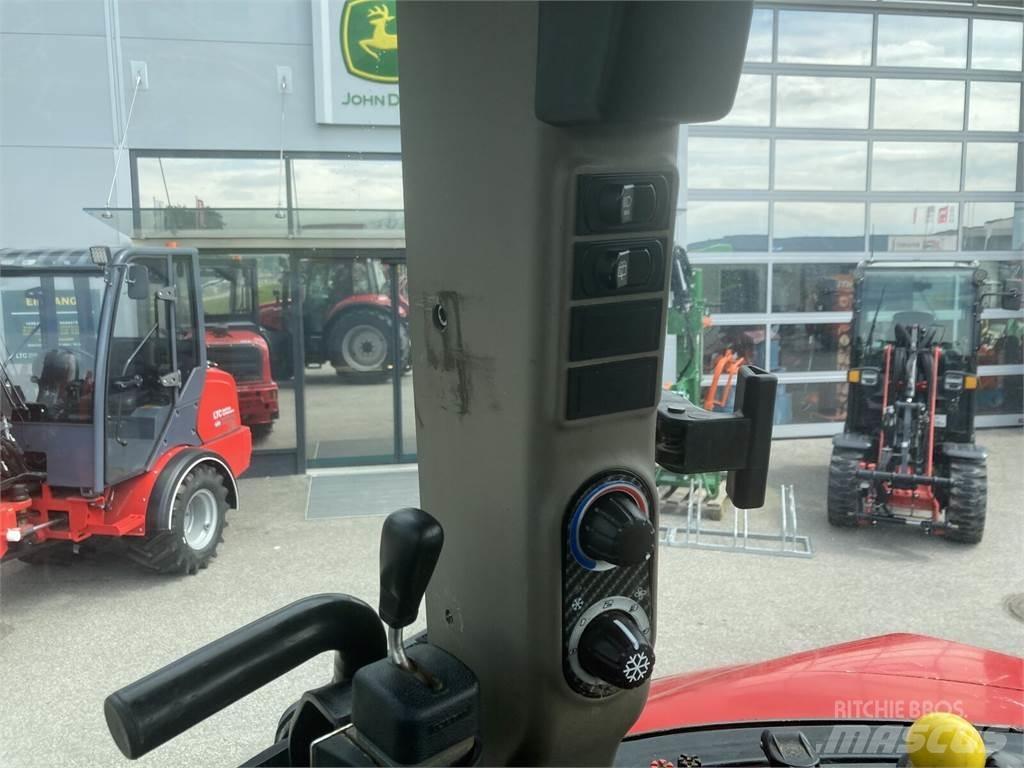 Case IH Luxxum 120 الجرارات