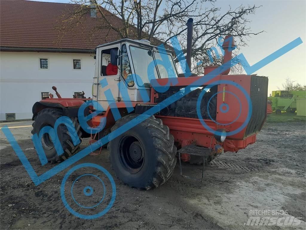Charkow T 150 الجرارات