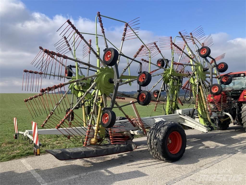 CLAAS Liner 3600 معدات حصد