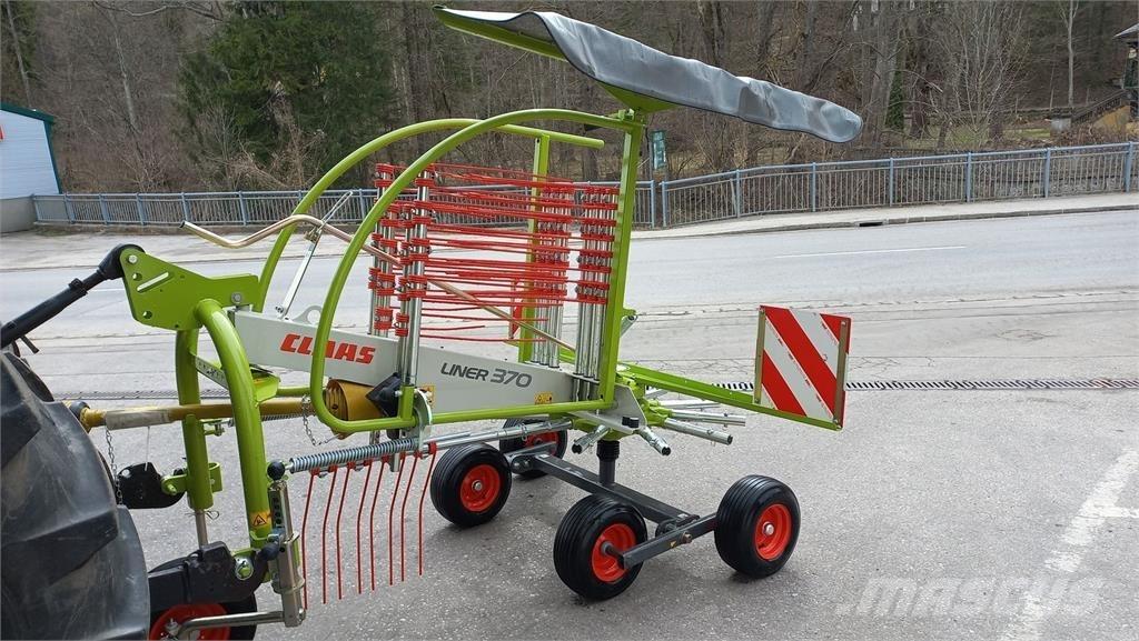 CLAAS Liner 370 معدات حصد