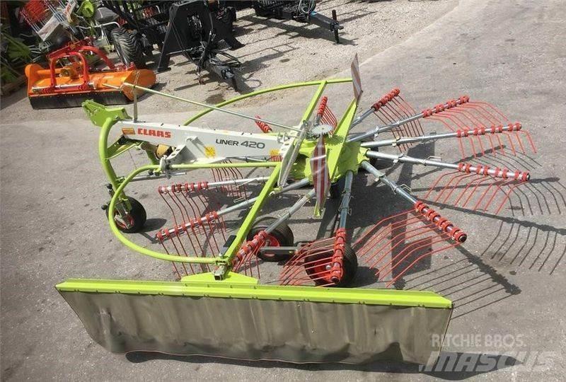 CLAAS Liner 420 معدات حصد
