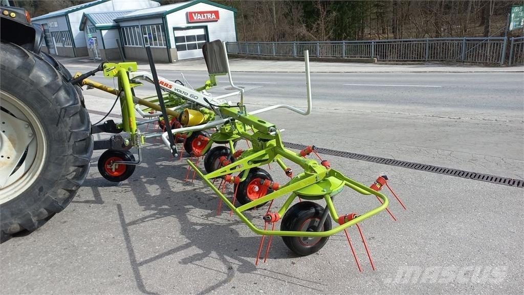 CLAAS Volto 60 مكابس وميبسات التبن