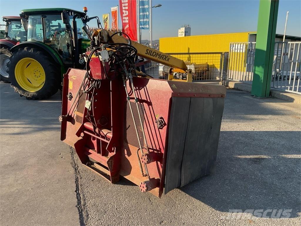  D220H ماكينات زراعية أخرى