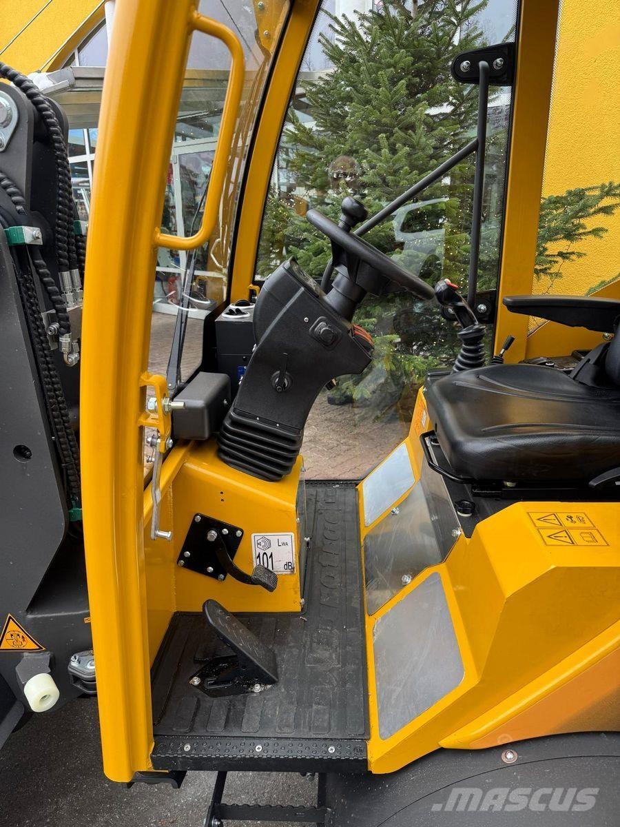 Eurotrac W 12 S لوادر وحفارات أمامية