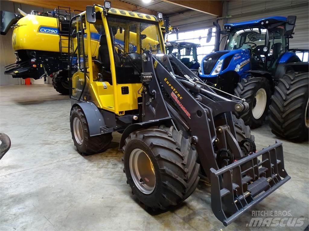Eurotrac W 13 لوادر وحفارات أمامية