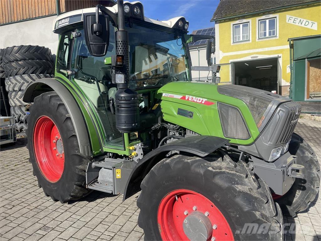 Fendt 210 Vario الجرارات