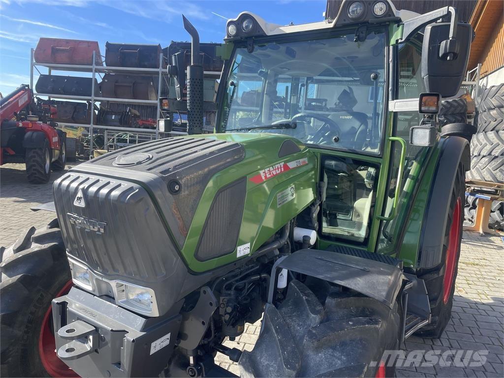 Fendt 210 Vario الجرارات
