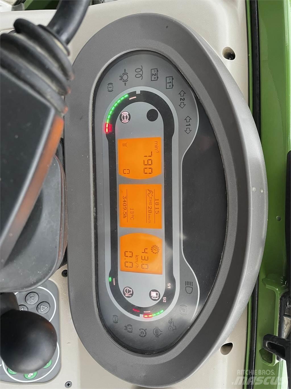 Fendt 211 PA PROFI الجرارات