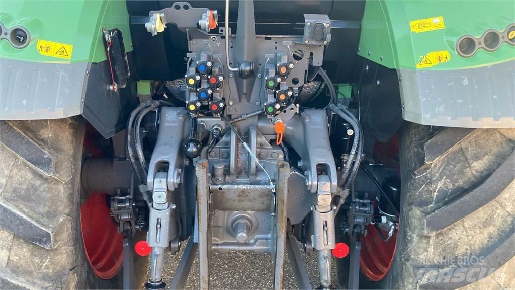 Fendt 513 Vario الجرارات