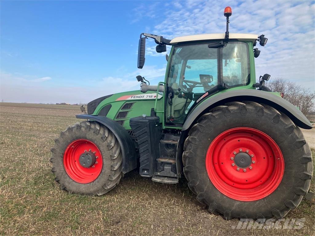 Fendt 718 Vario الجرارات