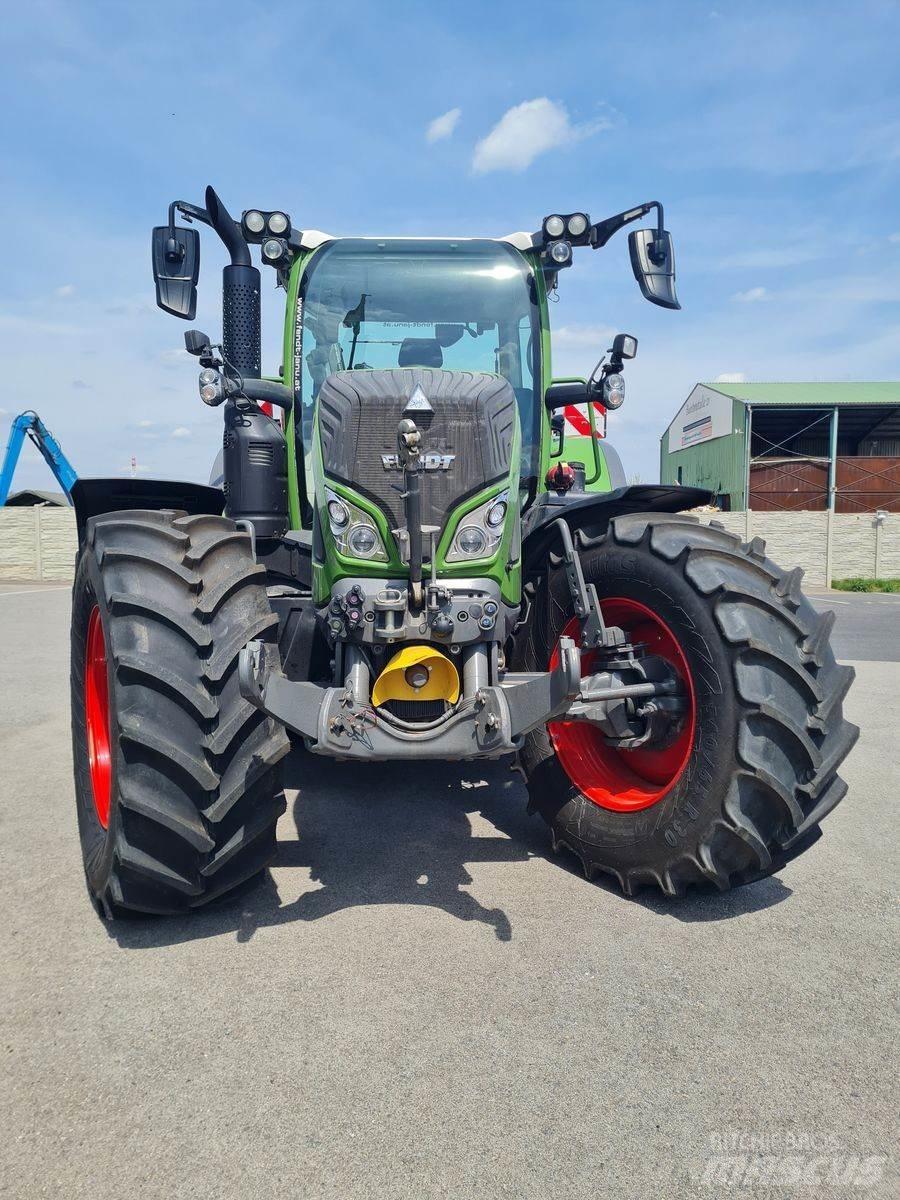 Fendt 724 Vario الجرارات