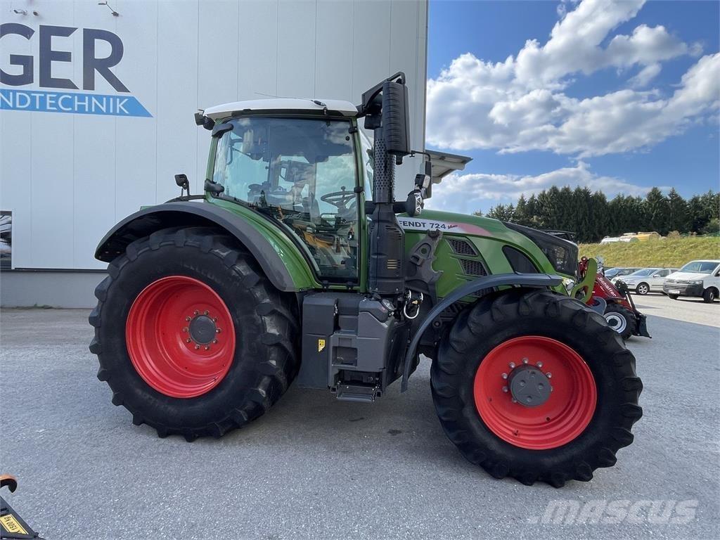 Fendt 724 Vario الجرارات