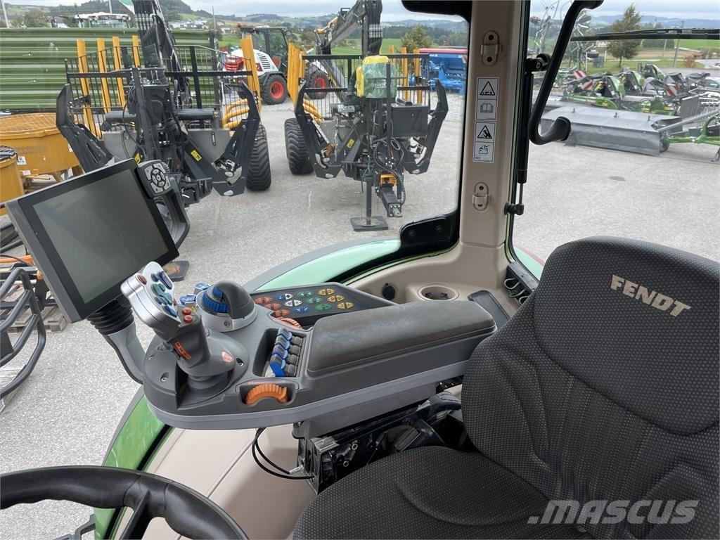 Fendt 724 Vario الجرارات