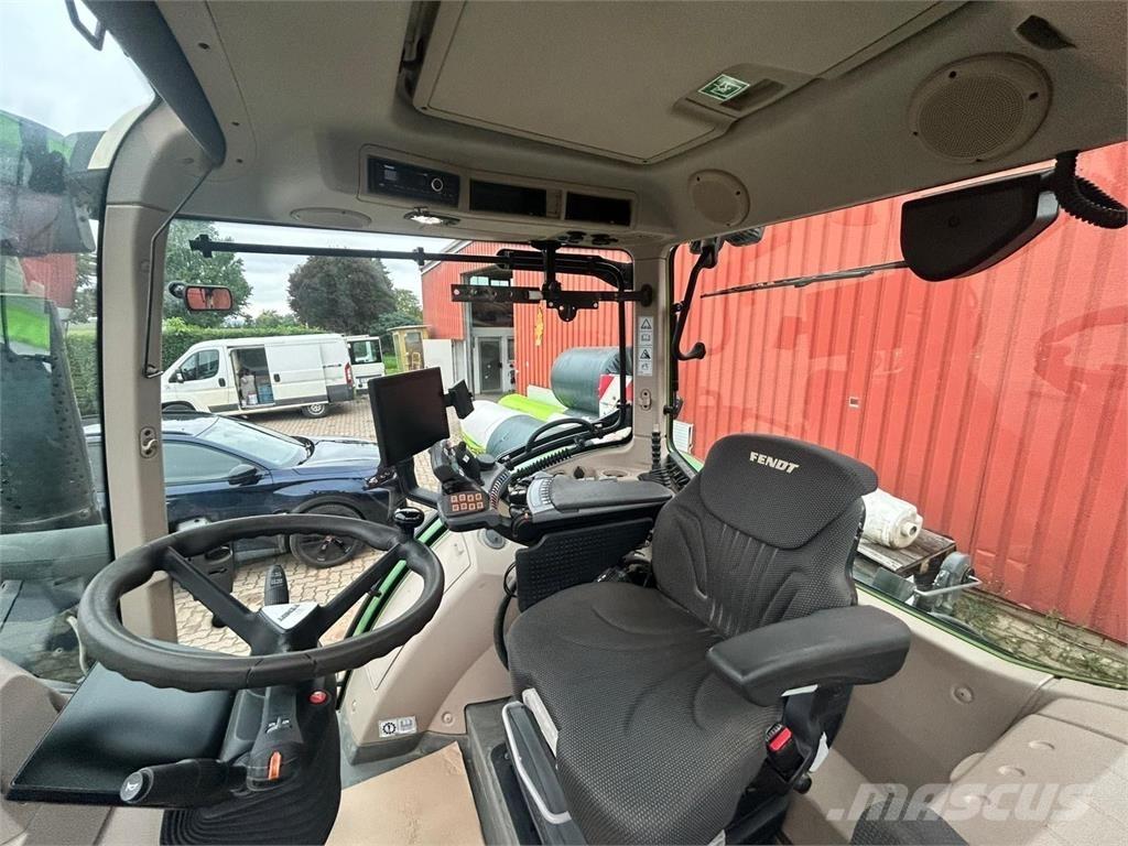 Fendt 724 Vario الجرارات