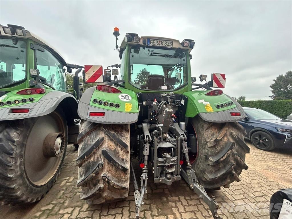 Fendt 724 Vario الجرارات