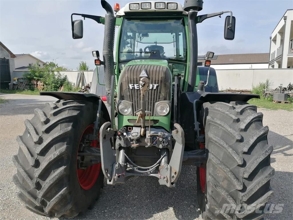 Fendt 820 Vo Vario الجرارات