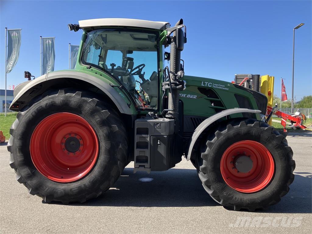 Fendt 822 Vario الجرارات