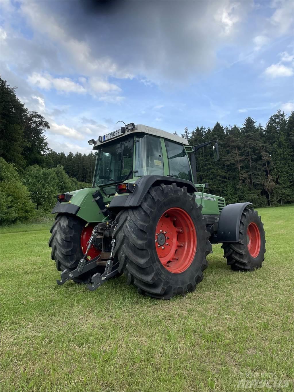 Fendt Favorit 514 C الجرارات