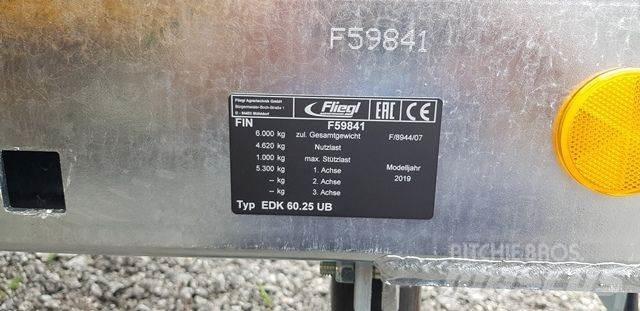 Fliegl EDK 60 مقطورات قلابة