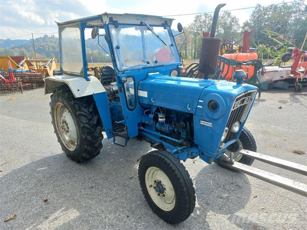 Ford 2600 الجرارات