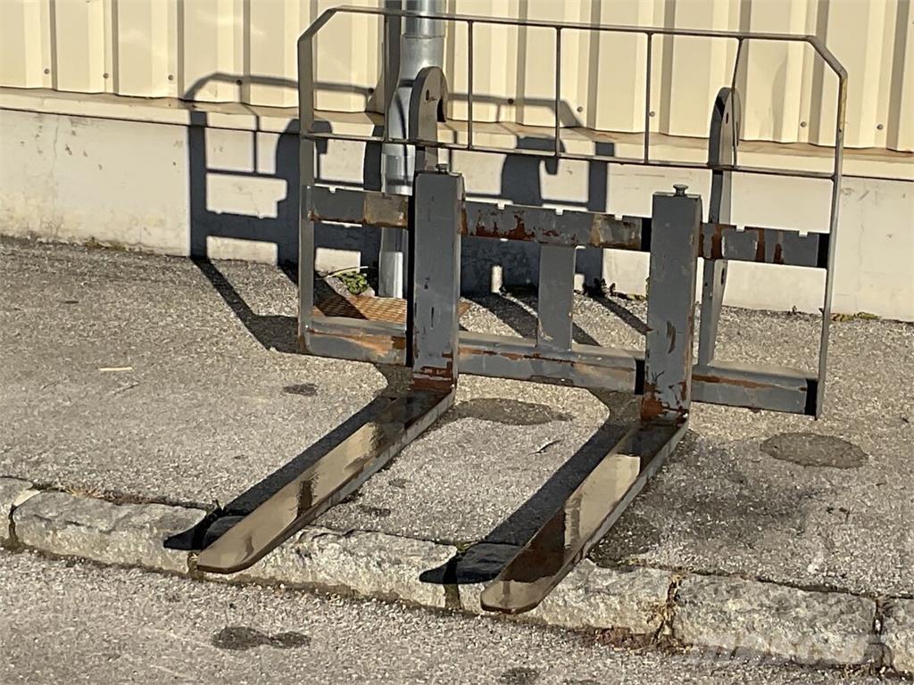 Gehl Palettengabel مناولات متداخلة