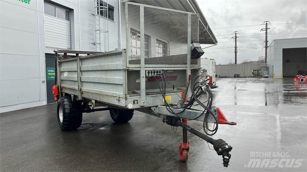 Gruber SM 650 معدات توزيع السماد العضوي